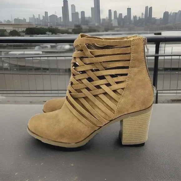 Arizona Jeans Womens Boots 9.5 Olympia Booties Memory Foam Brown Ankle Zip Weave - Picture 2 of 11